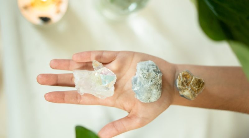 holding gemstones 800x445 - Shocking Benefits of Wearing Crystal Jewelry